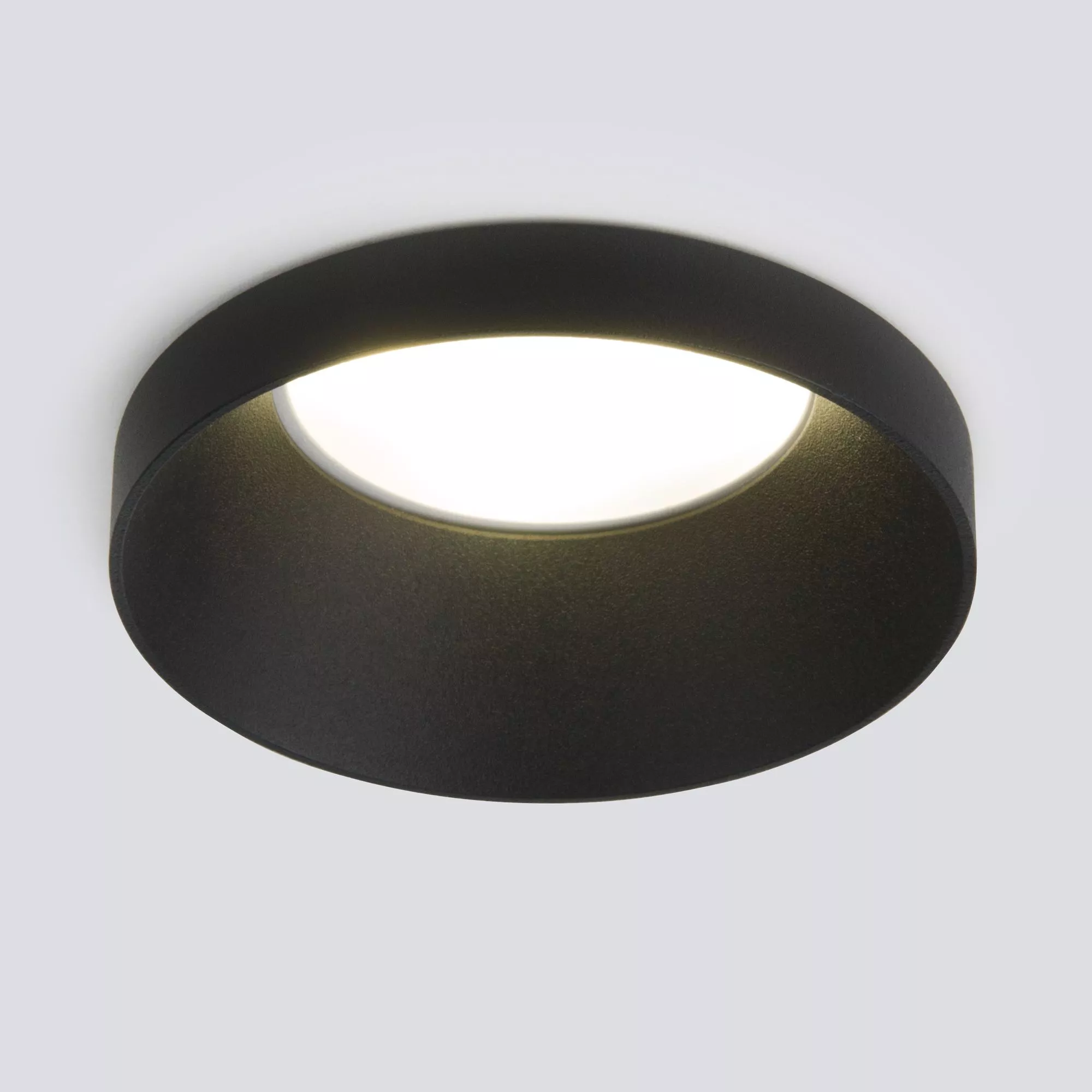 Точечный встраиваемый светильник Elektrostandard Disc 111 MR16 черный