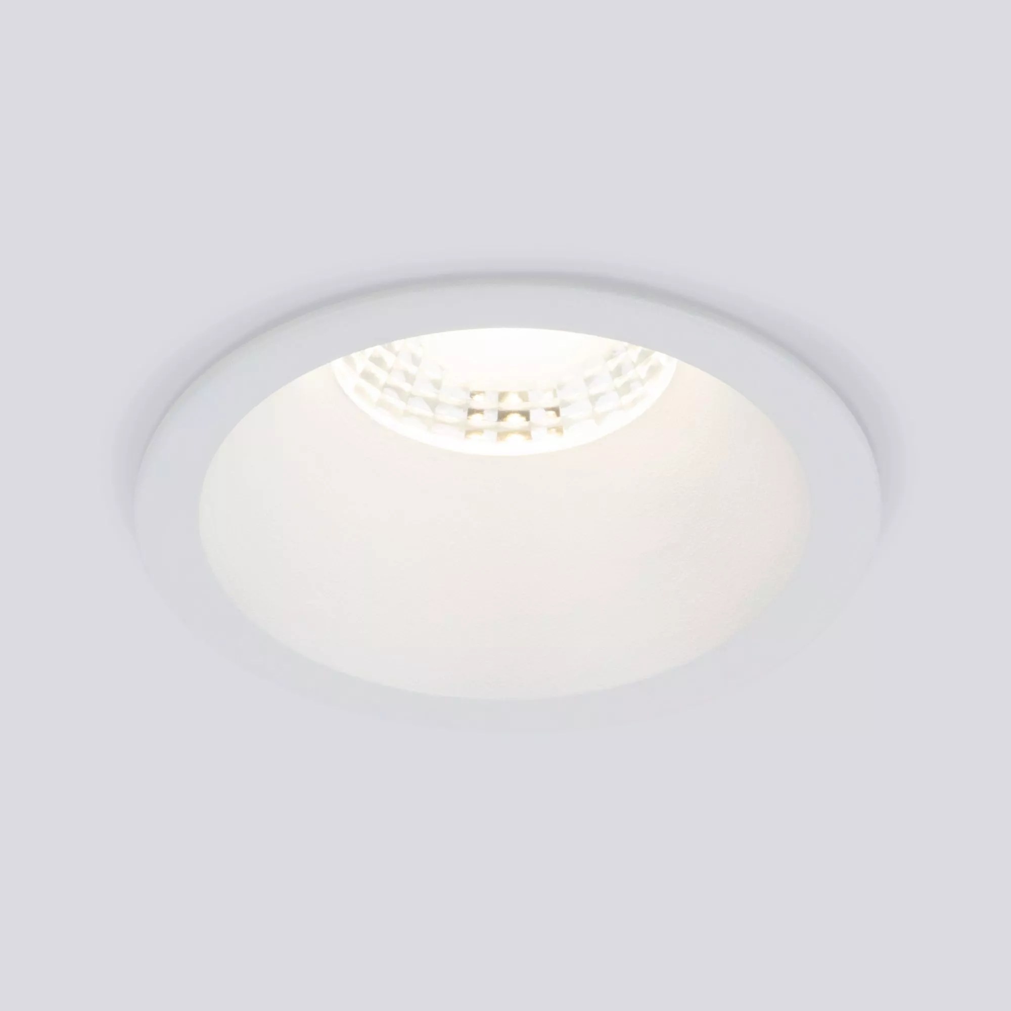 Точечный встраиваемый светильник Elektrostandard Lin 15266/LED белый