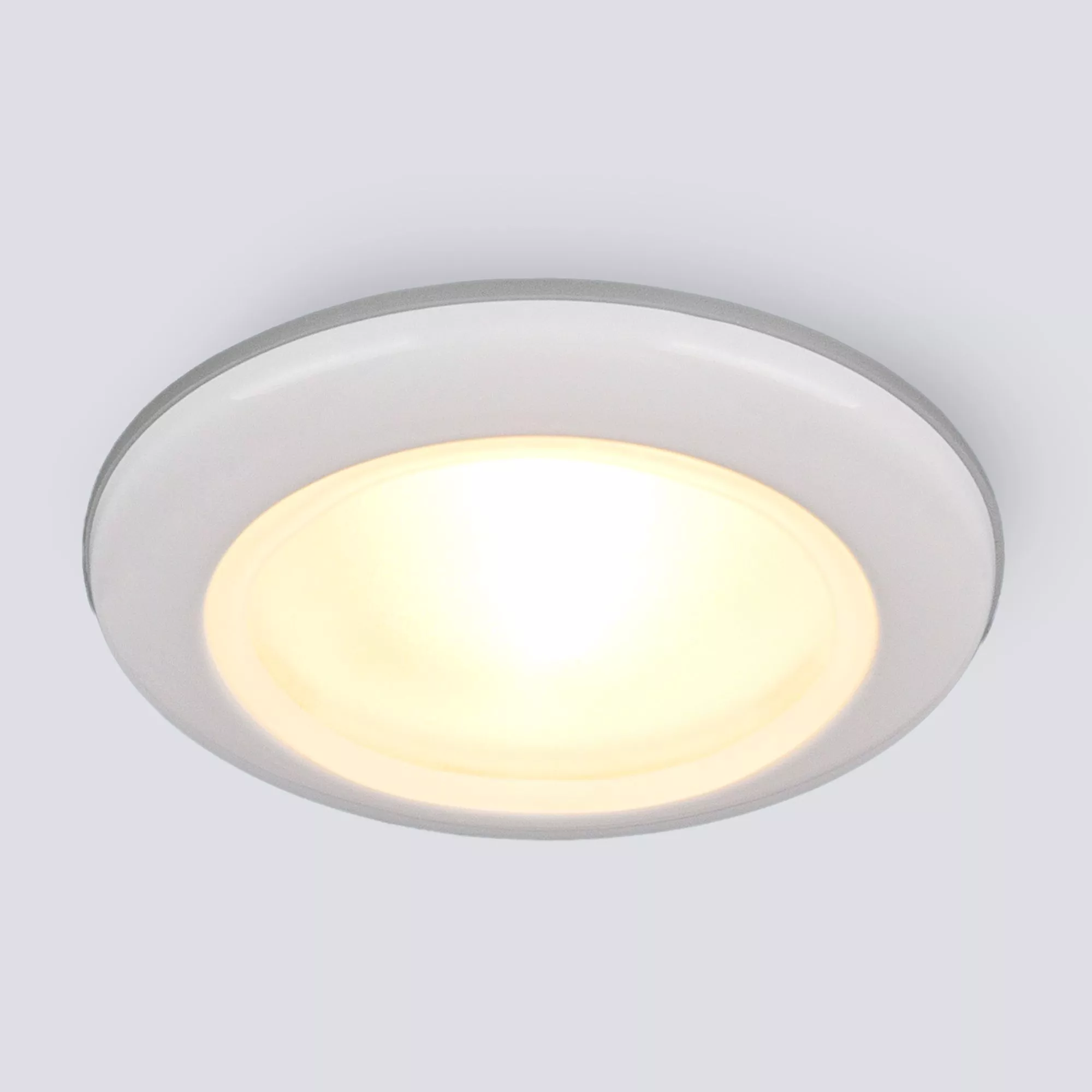 Точечный влагозащищенный светильник Elektrostandard Moist 1080 MR16 WH Белый