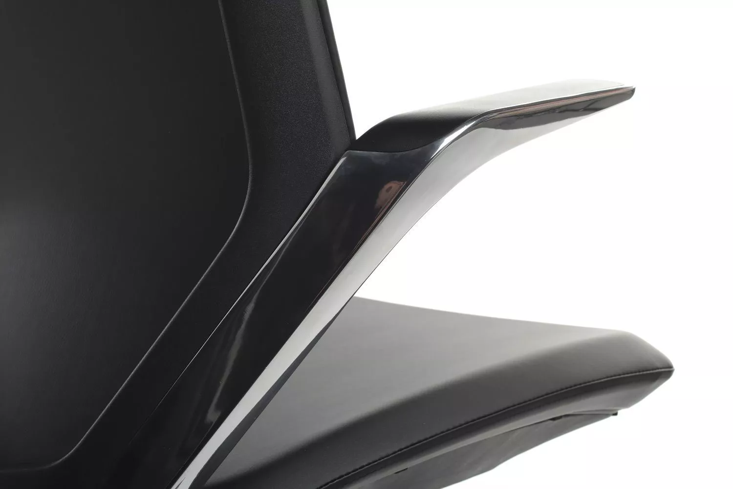 Кресло RIVA DESIGN Form F1-B черный